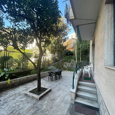 Casa Di Aldo: Una Casa Nel Centro Di Nervi. Genua Exteriör bild