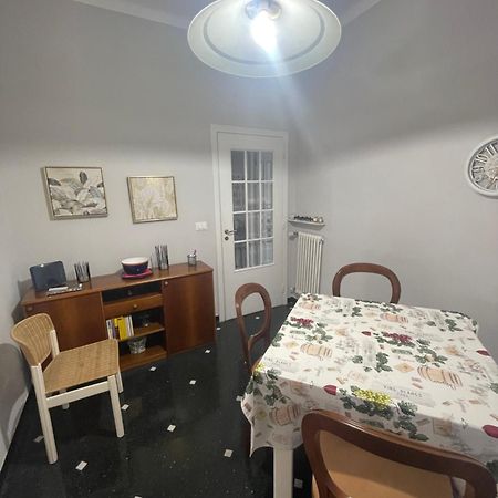 Casa Di Aldo: Una Casa Nel Centro Di Nervi. Genua Exteriör bild